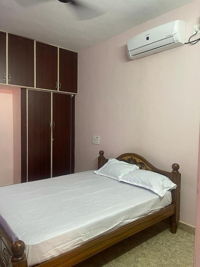 White Home Service Apartment 2Bhk Madurai Eksteriør billede